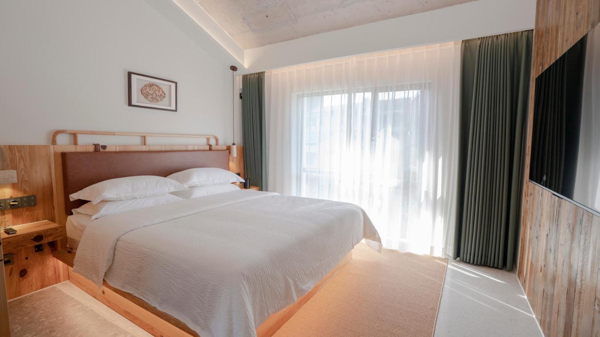 Patio Spring Holiday Inn -- Free Round Trip Pick-Up Service --Panoramic View Of Tianmen Mount زانغجياجي المظهر الخارجي الصورة