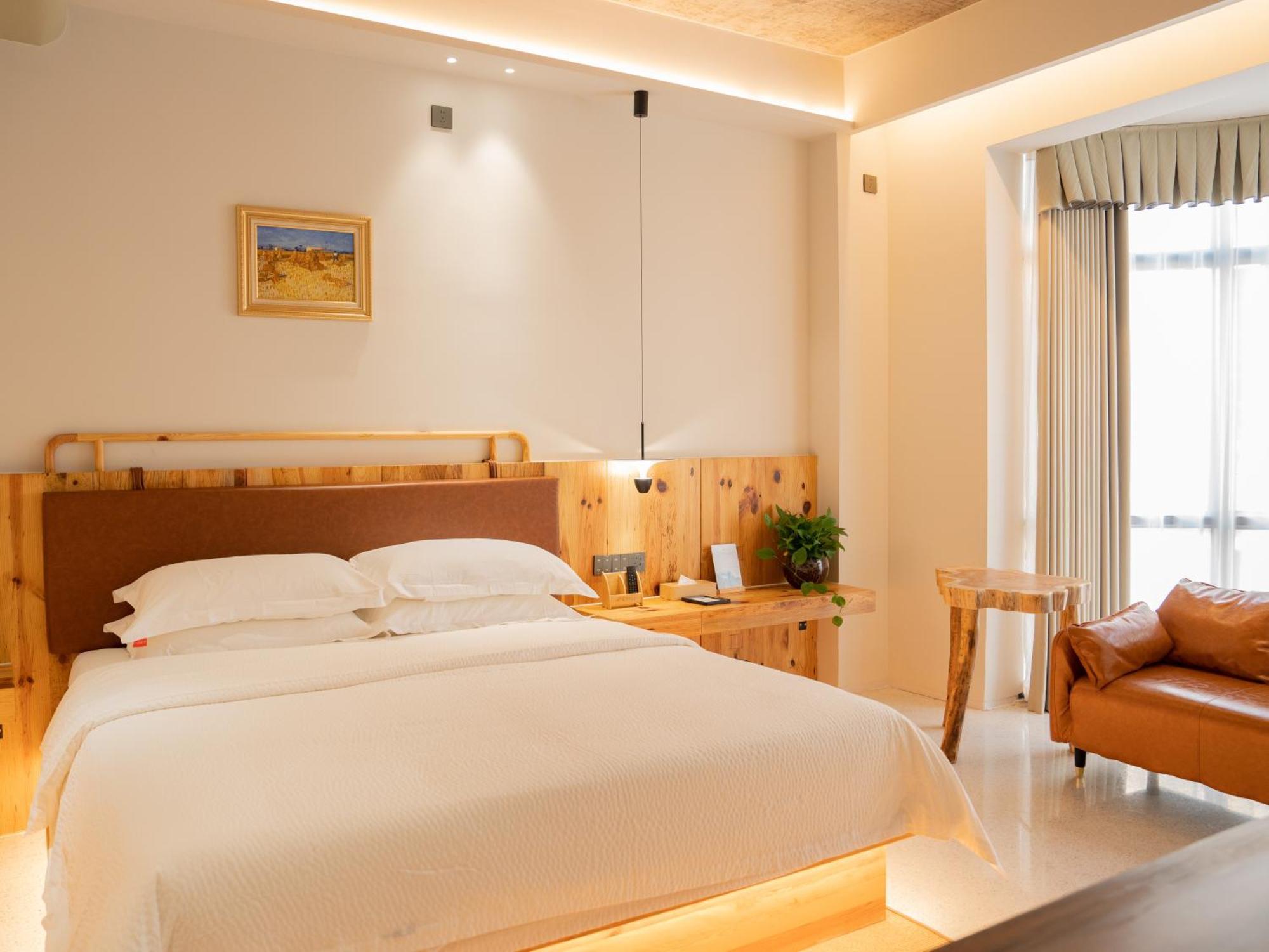 Patio Spring Holiday Inn -- Free Round Trip Pick-Up Service --Panoramic View Of Tianmen Mount زانغجياجي المظهر الخارجي الصورة